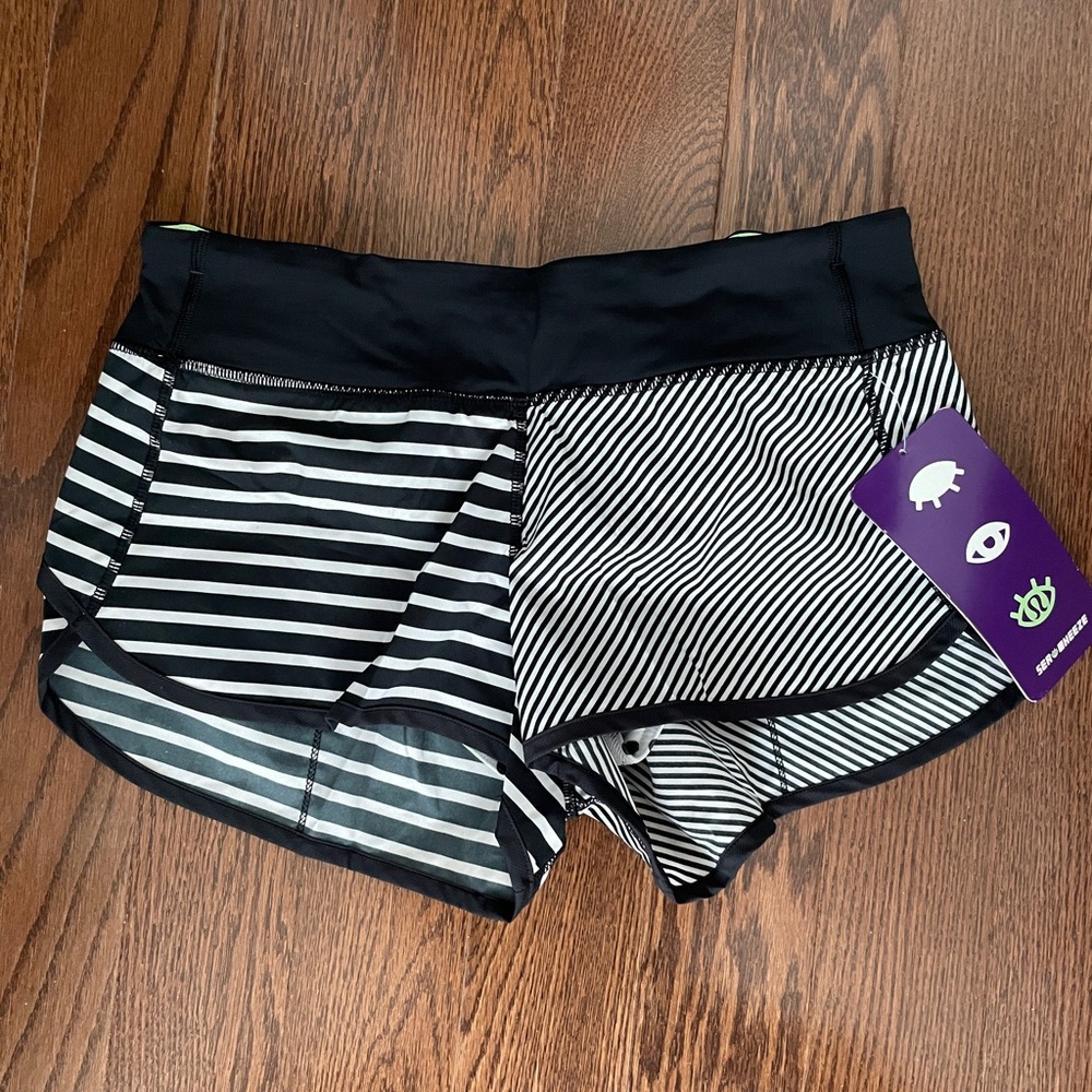 BNWT Lululemon Seawheeze Frankenstripe Speed Shorts size 6